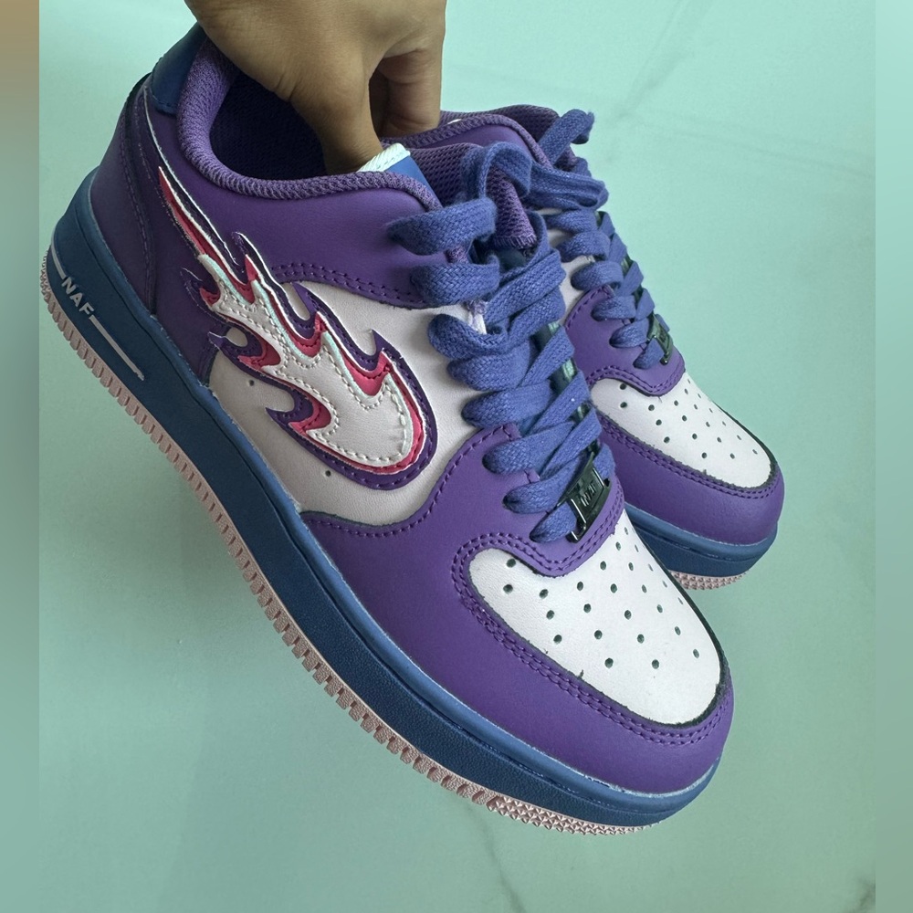 Nike Air Force 1’s - Picture 2 of 10